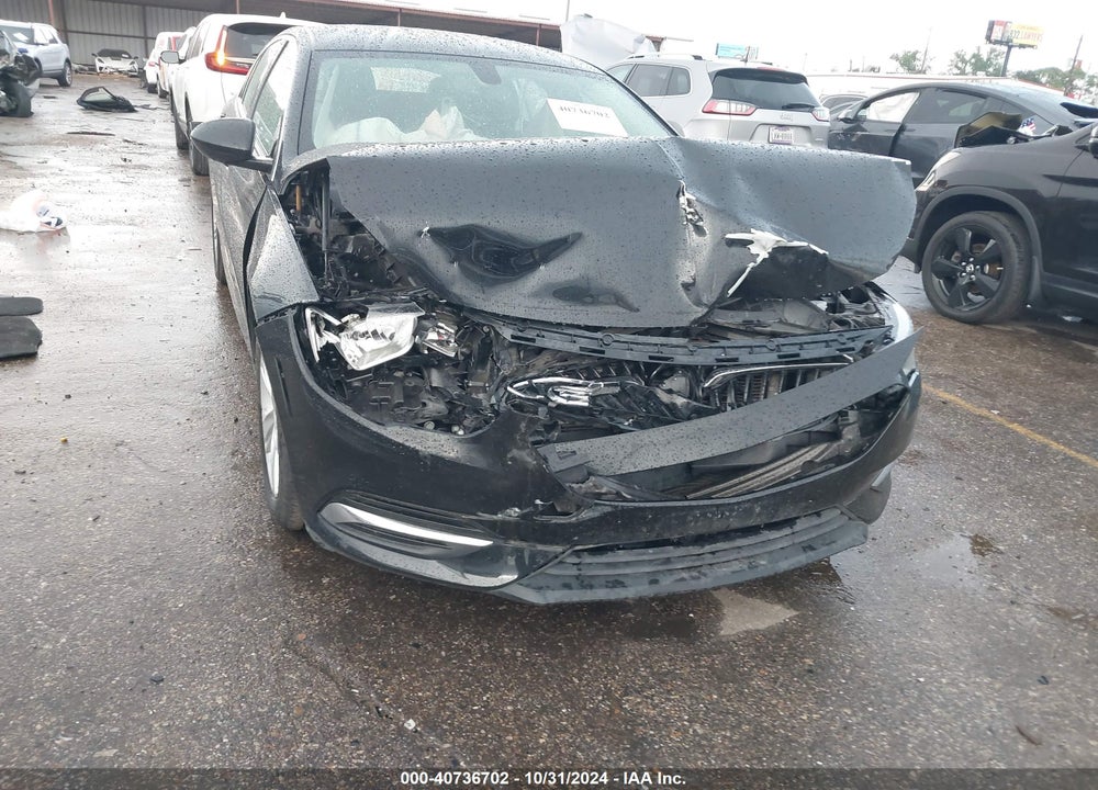 2018 BUICK REGAL SPORTBACK PREFERRED VIN: W04GL6SX5J1133409