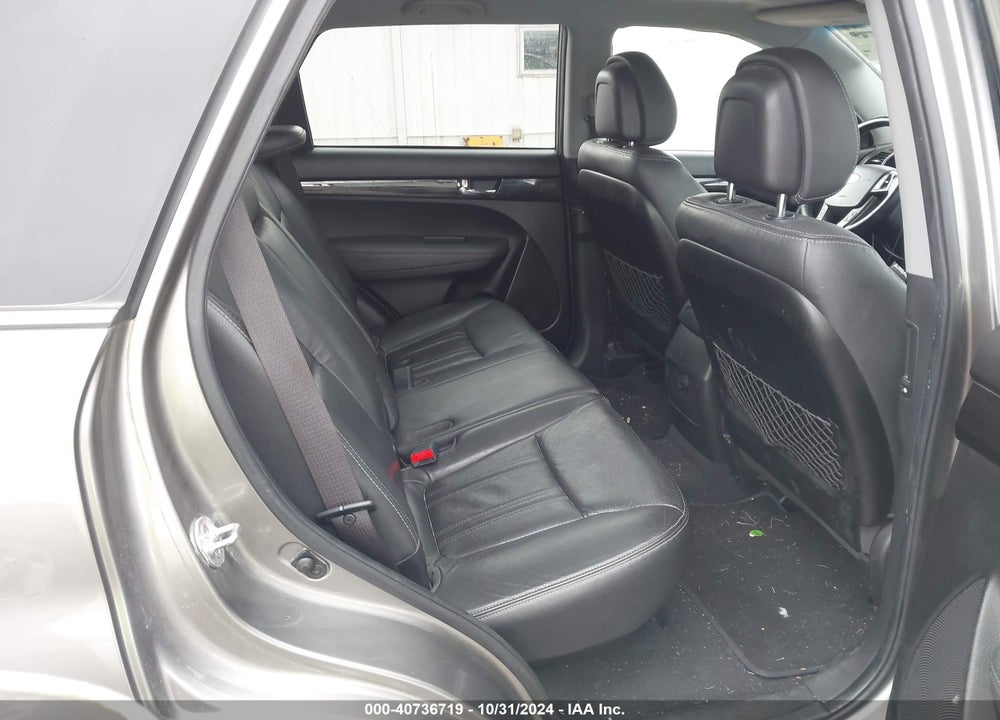2012 KIA SORENTO SX V6 VIN: 5XYKWDA24CG243145