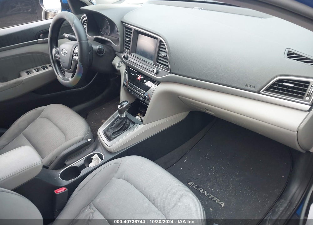 2017 HYUNDAI ELANTRA SE VIN: 5NPD84LF4HH020977
