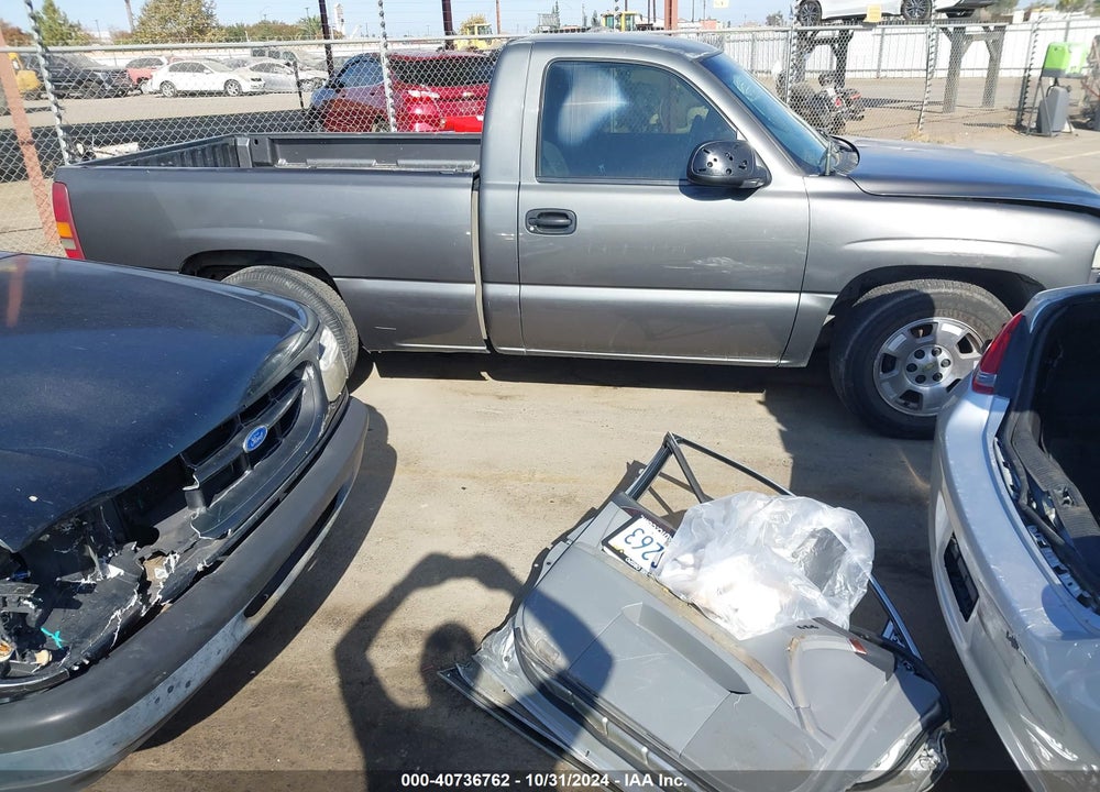 2002 CHEVROLET SILVERADO 1500 LS VIN: 1GCEC14T02Z170929