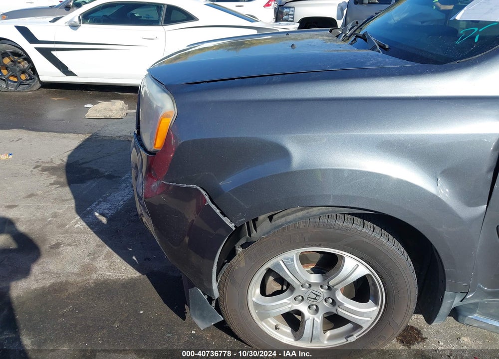 2013 HONDA PILOT EX-L VIN: 5FNYF4H59DB051366