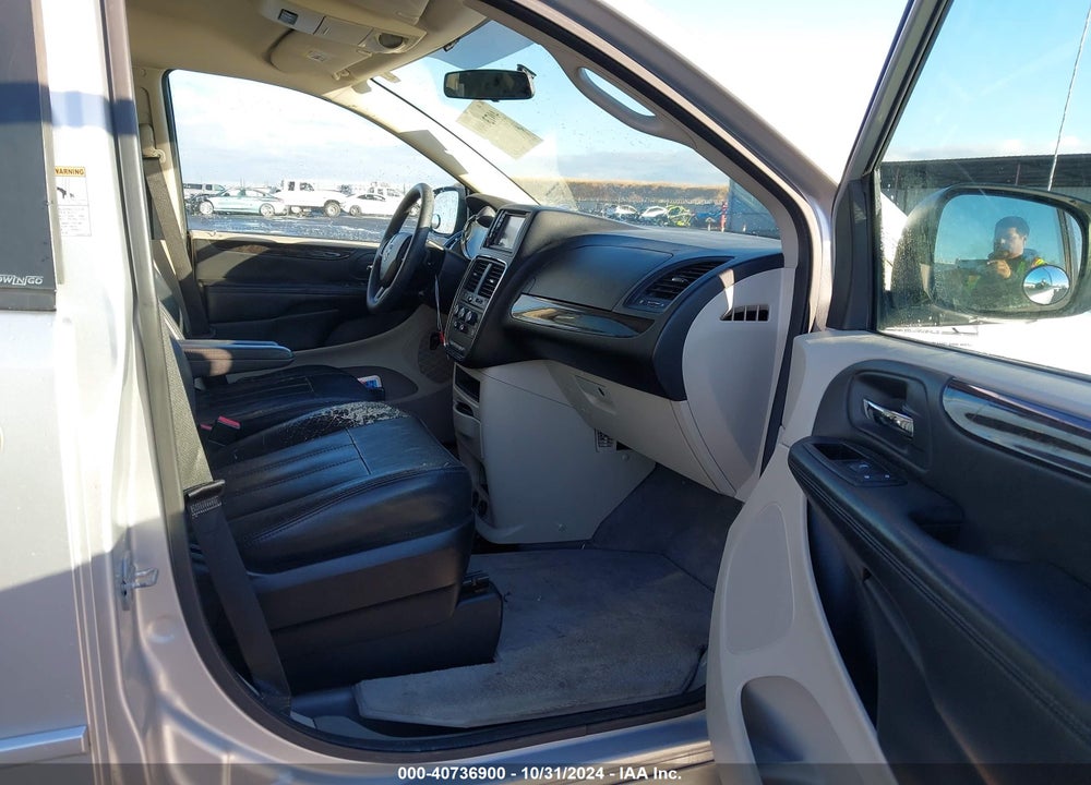 2012 DODGE GRAND CARAVAN SXT VIN: 2C4RDGCG4CR319361