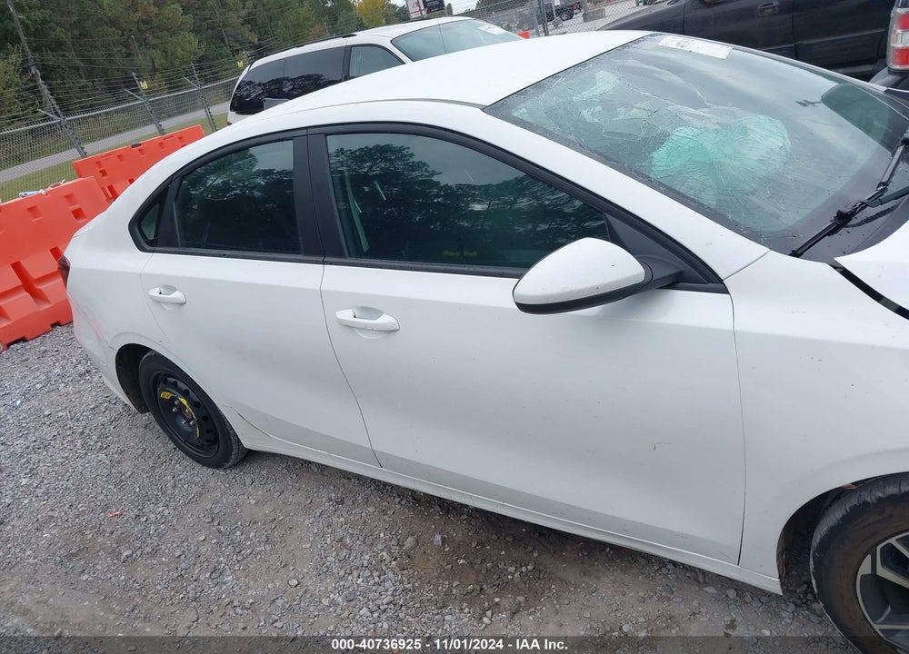 2022 KIA FORTE VIN: 3KPF24ADXNE493844