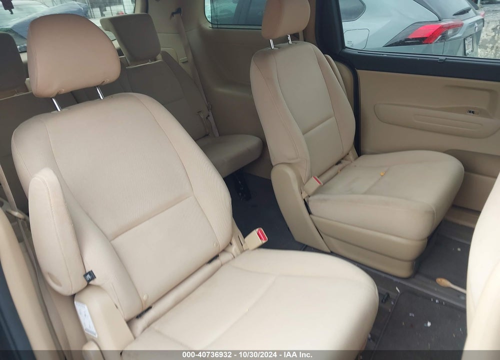 2015 KIA SEDONA LX VIN: KNDMB5C15F6063971