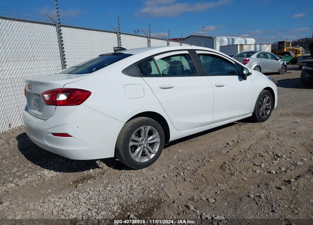 2019 CHEVROLET CRUZE VIN: 1G1BC5SMXK7113017