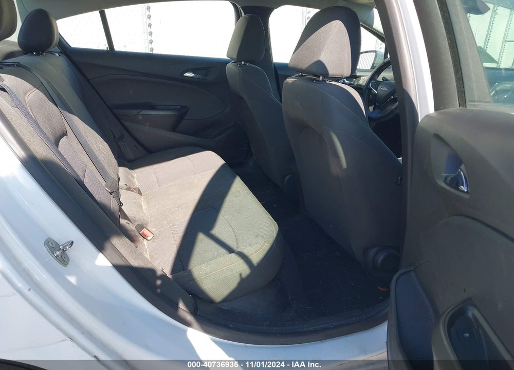 2019 CHEVROLET CRUZE VIN: 1G1BC5SMXK7113017