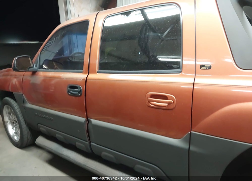 2005 CHEVROLET AVALANCHE 1500 Z66 VIN: 3GNEC12Z55G211252
