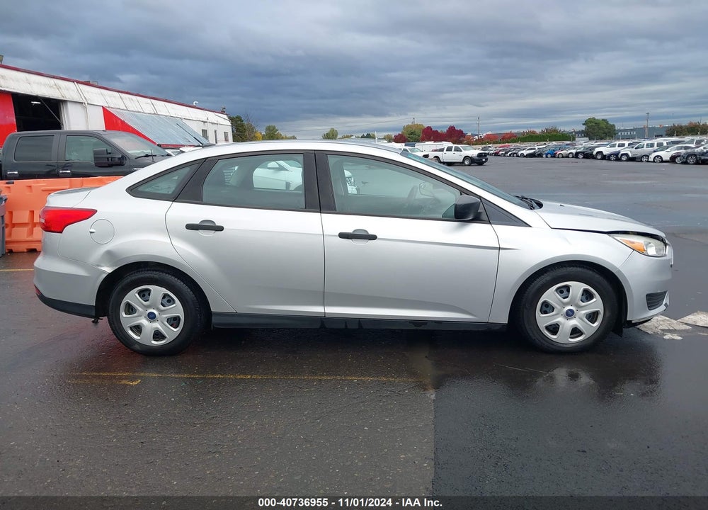 2015 FORD FOCUS VIN: 1FADP3E27FL249207
