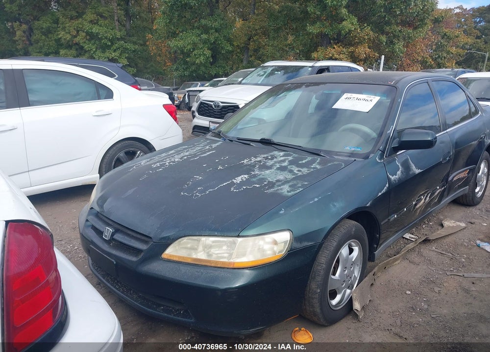 1998 HONDA ACCORD LX VIN: 1HGCG5642WA255799