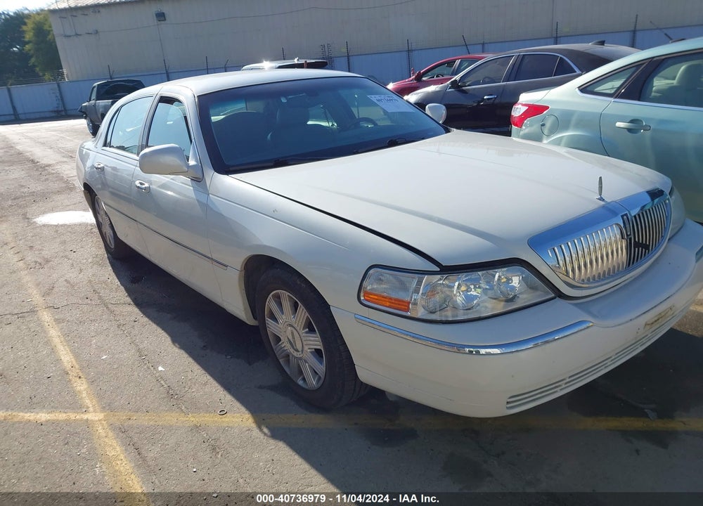 2004 LINCOLN TOWN CAR ULTIMATE VIN: 1LNHM83W54Y632419