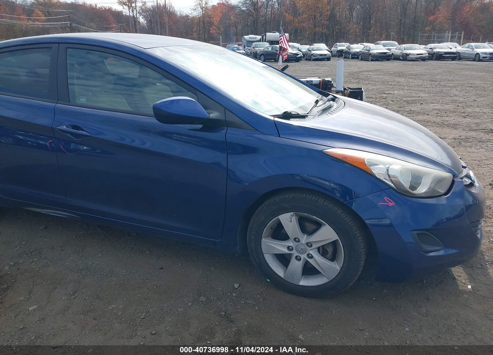 2013 HYUNDAI ELANTRA GLS VIN: KMHDH4AE0DU792916