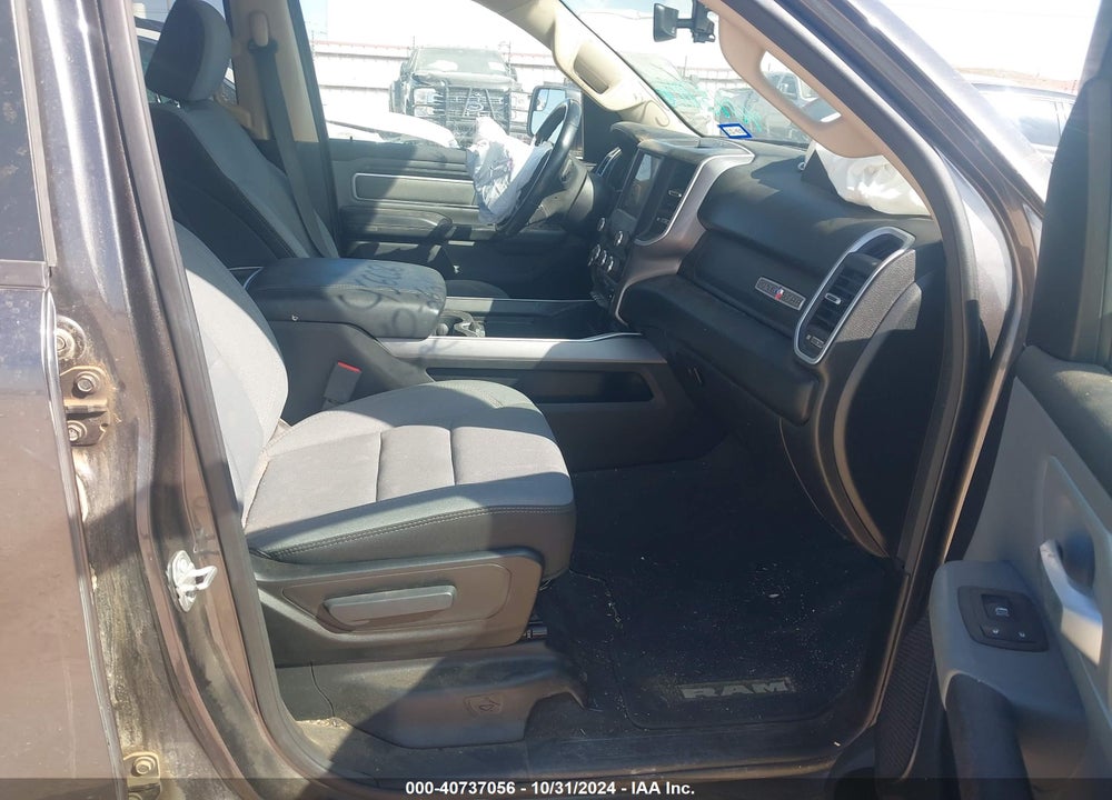 2020 RAM 1500 VIN: 1C6RREFTXLN238979