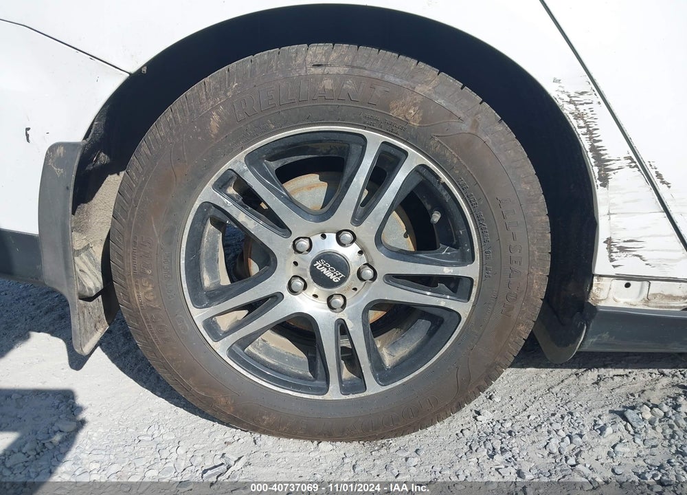 2016 FORD FOCUS VIN: 1FADP3E20GL220424