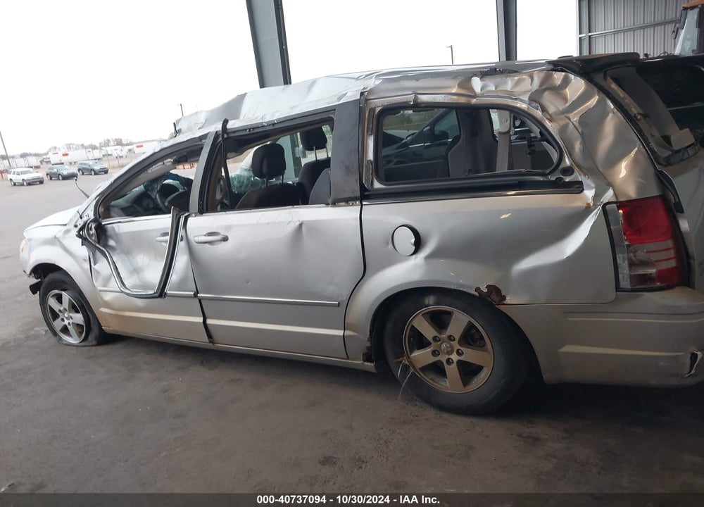 2010 CHRYSLER TOWN & COUNTRY TOURING VIN: 2A4RR5D1XAR288740