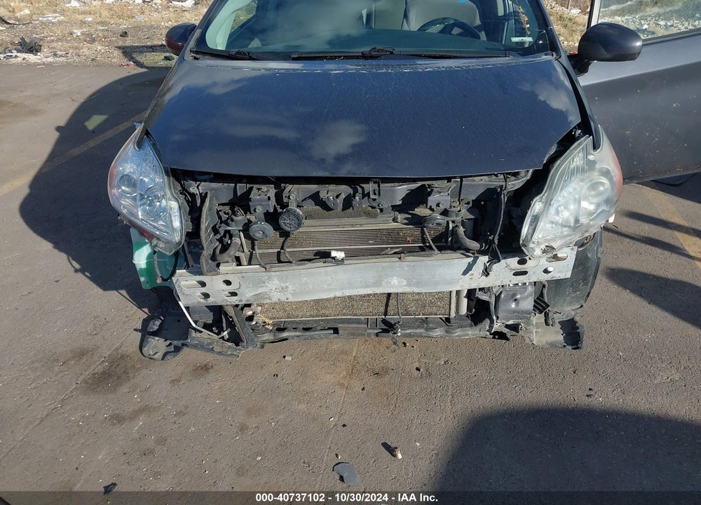 2015 TOYOTA PRIUS TWO VIN: JTDKN3DU4F2003750