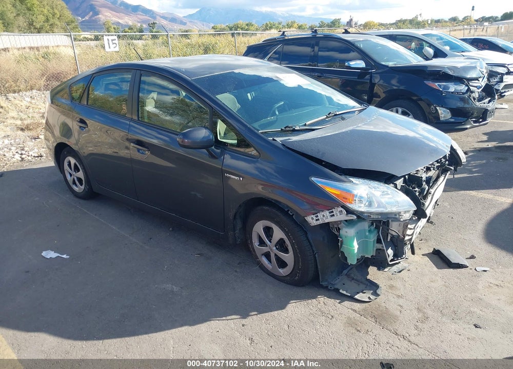 2015 TOYOTA PRIUS TWO VIN: JTDKN3DU4F2003750