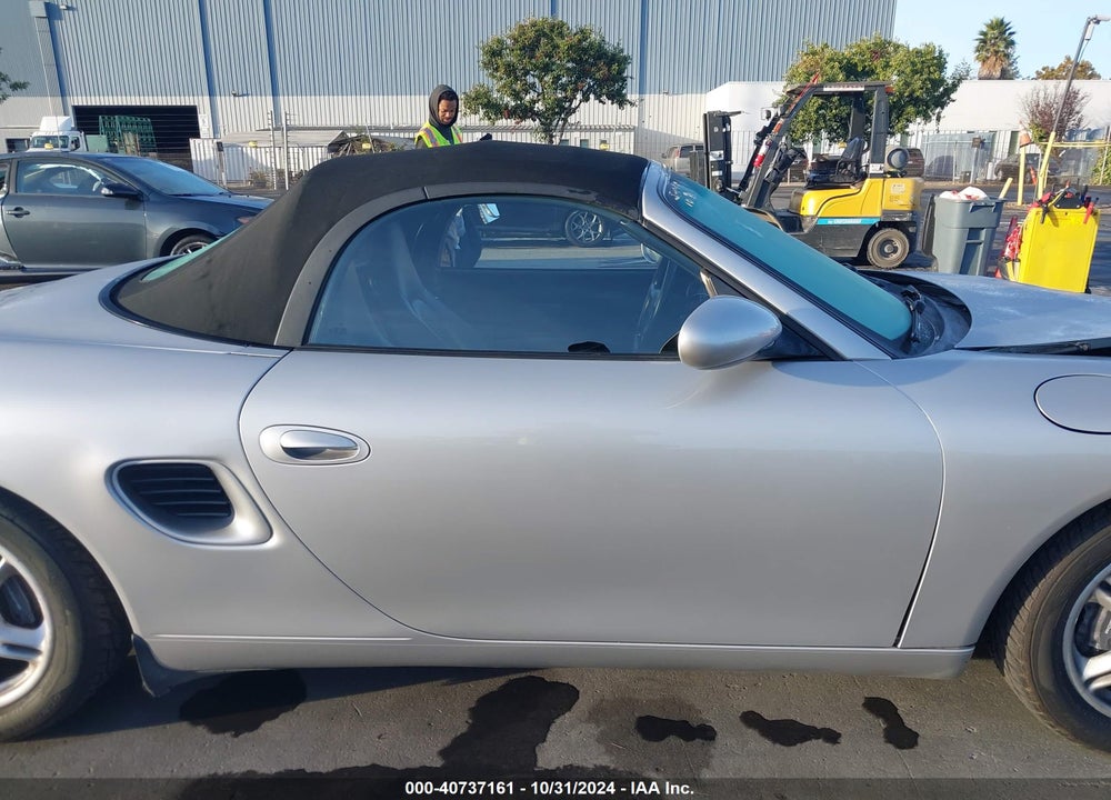 1999 PORSCHE BOXSTER VIN: WP0CA2981XU630451