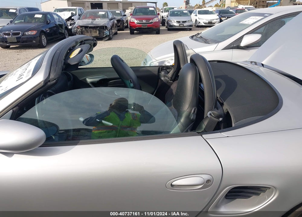 1999 PORSCHE BOXSTER VIN: WP0CA2981XU630451