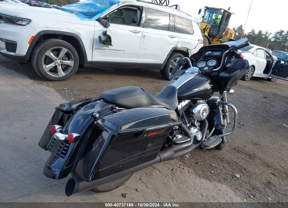 2011 HARLEY-DAVIDSON FLTRX VIN: 1HD1KH414BB603636