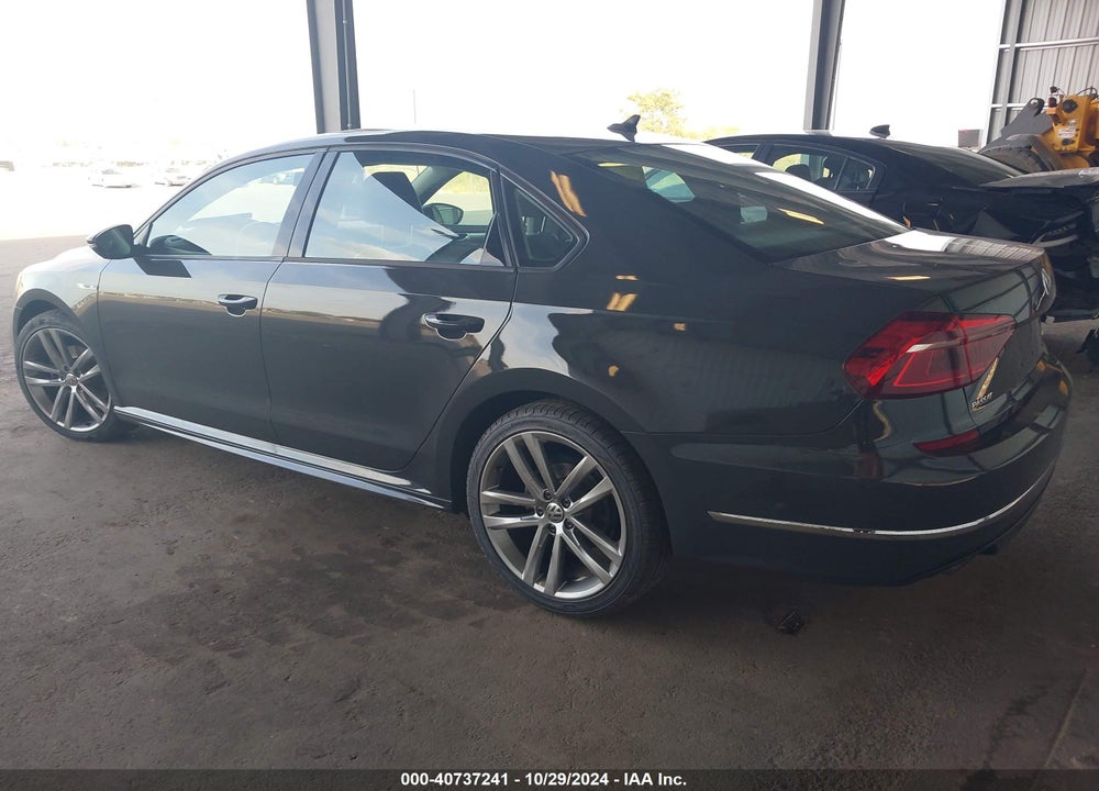 2018 VOLKSWAGEN PASSAT 2.0T R-LINE/2.0T S VIN: 1VWAA7A30JC016490