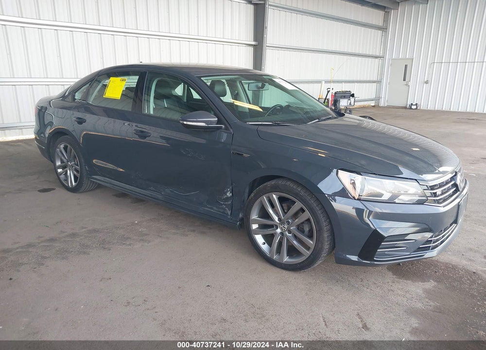 2018 VOLKSWAGEN PASSAT 2.0T R-LINE/2.0T S VIN: 1VWAA7A30JC016490