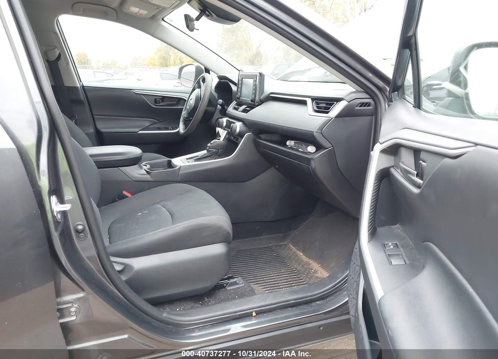 2020 TOYOTA RAV4 LE VIN: 2T3K1RFV1LC085770