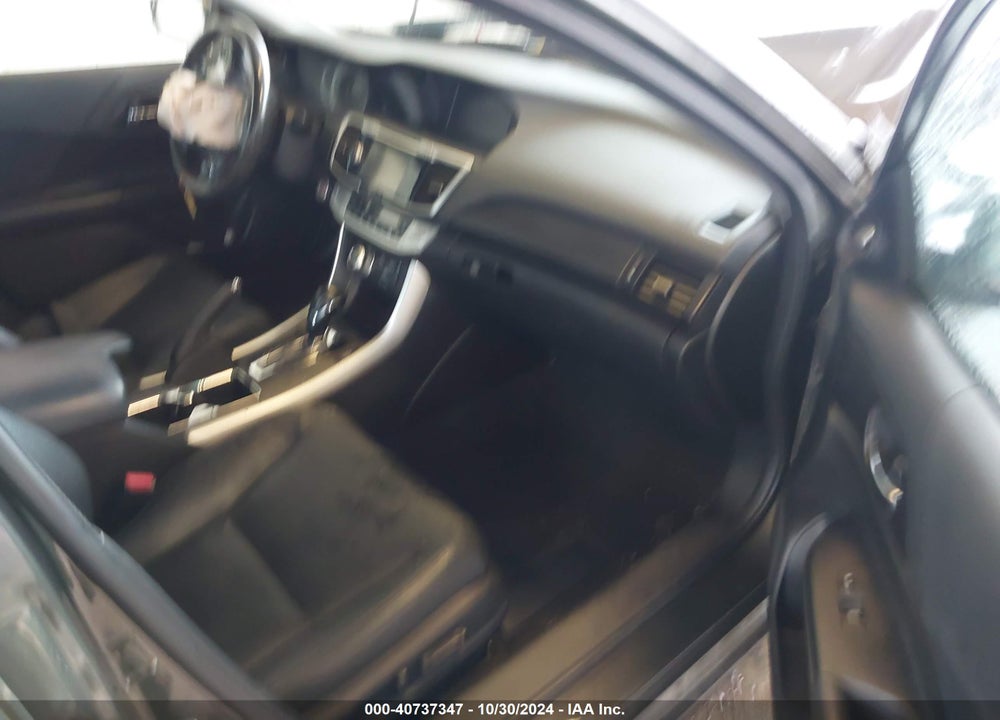 2013 HONDA ACCORD EX-L VIN: 1HGCR2F89DA185131
