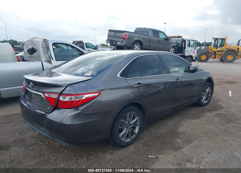 2017 TOYOTA CAMRY SE VIN: 4T1BF1FK1HU686071