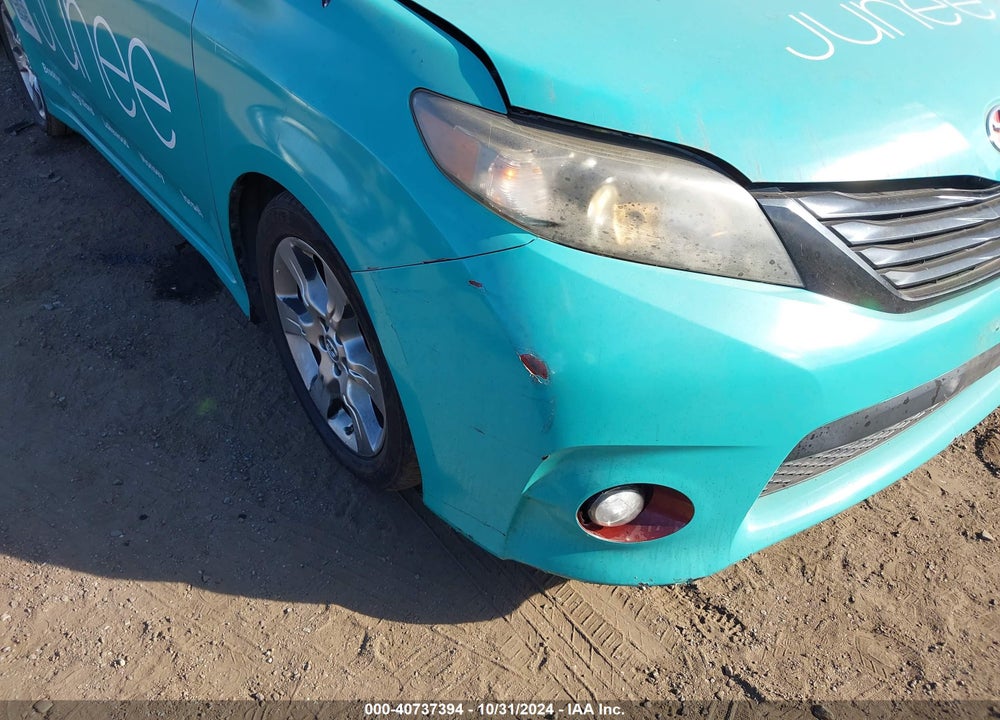 2013 TOYOTA SIENNA SE 8 PASSENGER VIN: 5TDXK3DCXDS362371