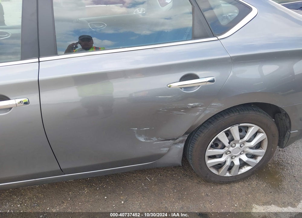 2015 NISSAN SENTRA SV VIN: 3N1AB7AP4FL680728