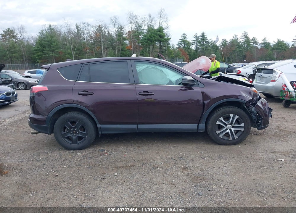 2017 TOYOTA RAV4 LE VIN: 2T3BFREV8HW693553