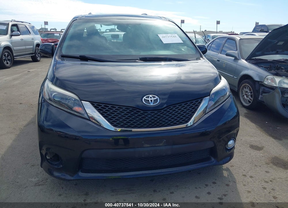 2017 TOYOTA SIENNA SE 8 PASSENGER VIN: 5TDXZ3DC8HS771079