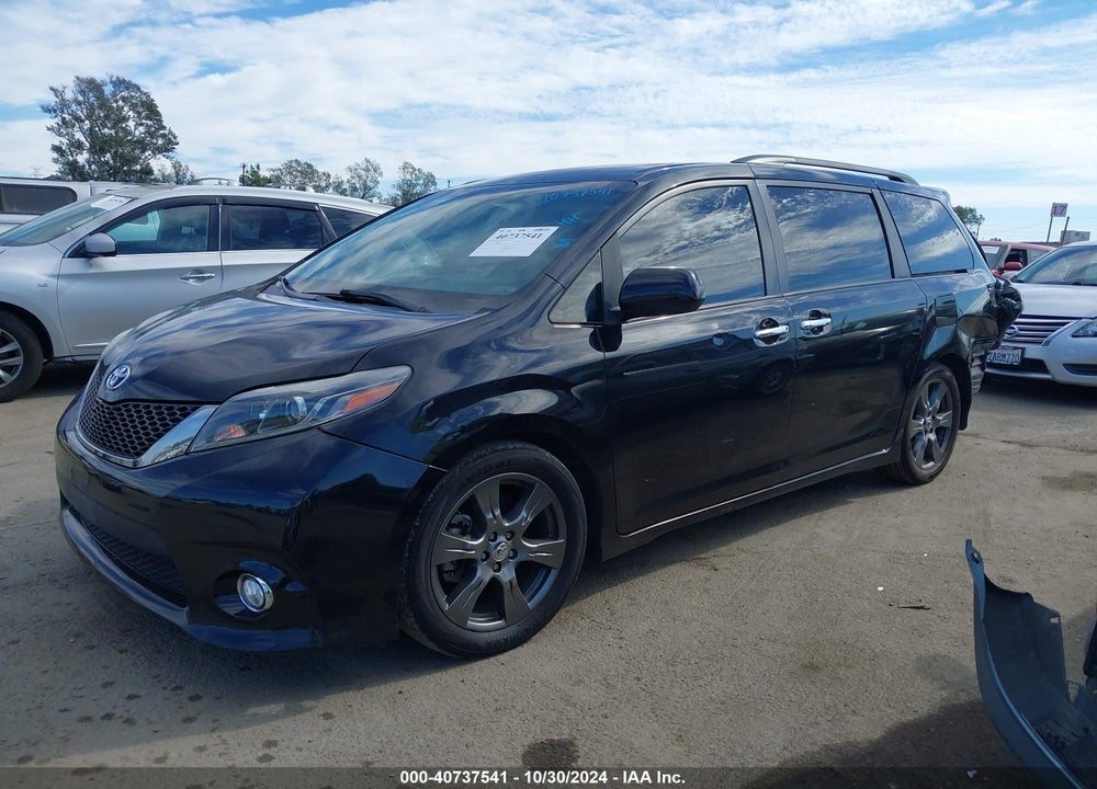 2017 TOYOTA SIENNA SE 8 PASSENGER VIN: 5TDXZ3DC8HS771079