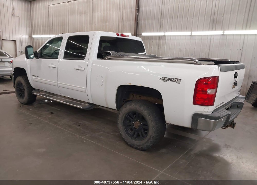 2011 CHEVROLET SILVERADO 2500HD LTZ VIN: 1GC1KYC87BF193360