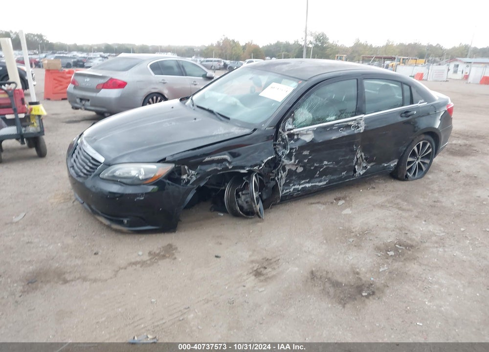 2011 CHRYSLER 200 S VIN: 1C3BC8FG5BN600445