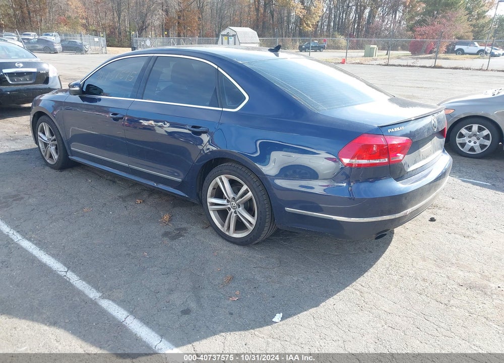 2015 VOLKSWAGEN PASSAT 1.8T SEL PREMIUM VIN: 1VWCT7A3XFC072852