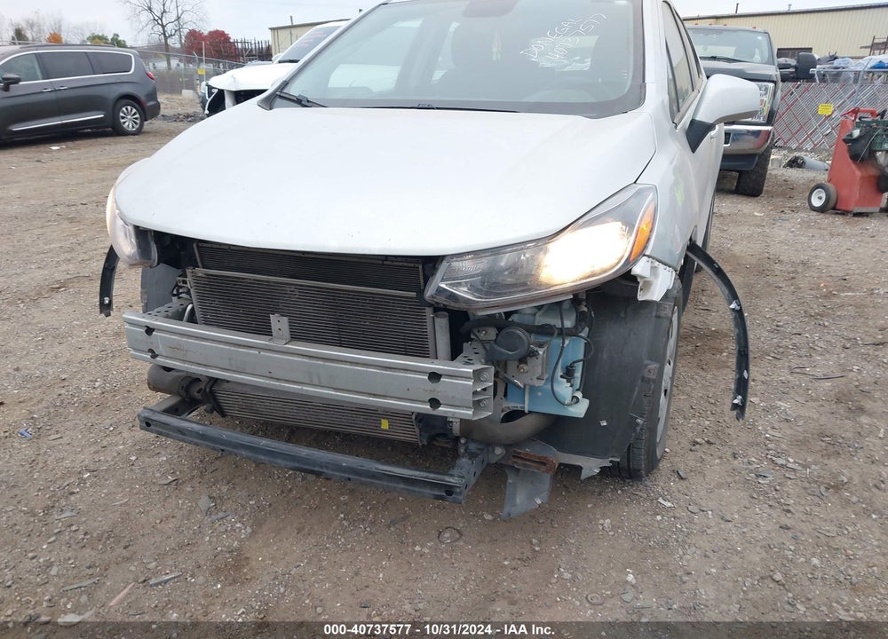 2018 CHEVROLET TRAX LS VIN: 3GNCJKSB8JL363579