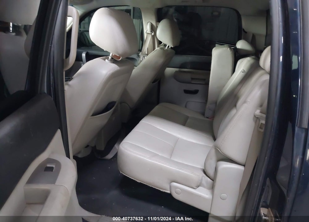 2010 CHEVROLET SILVERADO 1500 LT VIN: 3GCRKSE30AG192355