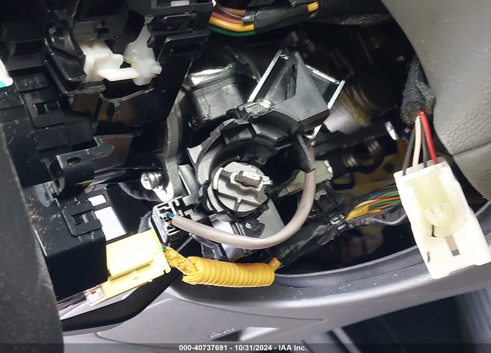 2014 HYUNDAI ELANTRA SE VIN: KMHDH4AE8EU049194
