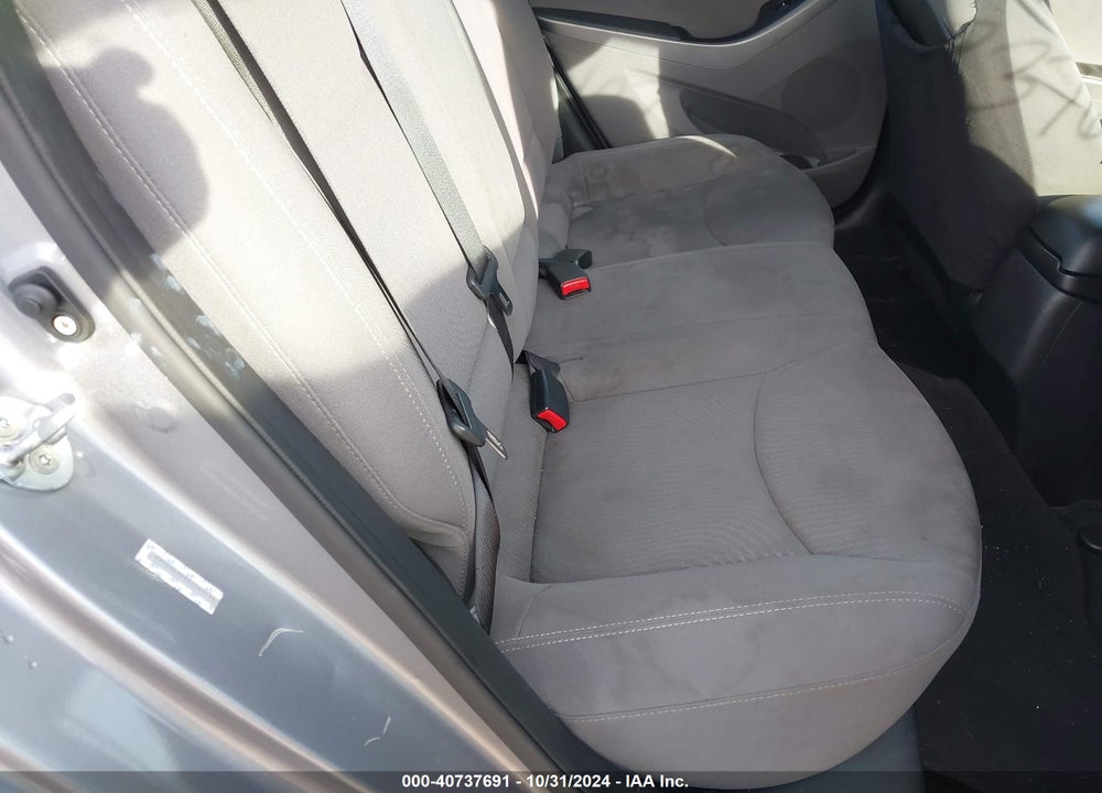 2014 HYUNDAI ELANTRA SE VIN: KMHDH4AE8EU049194