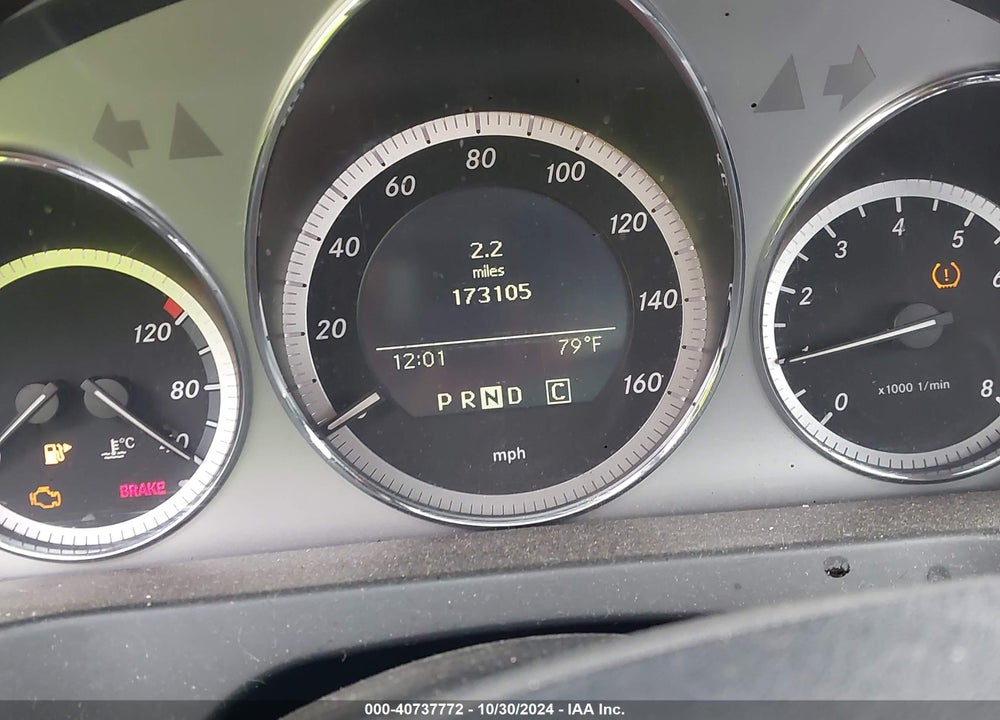 2010 MERCEDES-BENZ C VIN: WDDGF8BB5AR124276