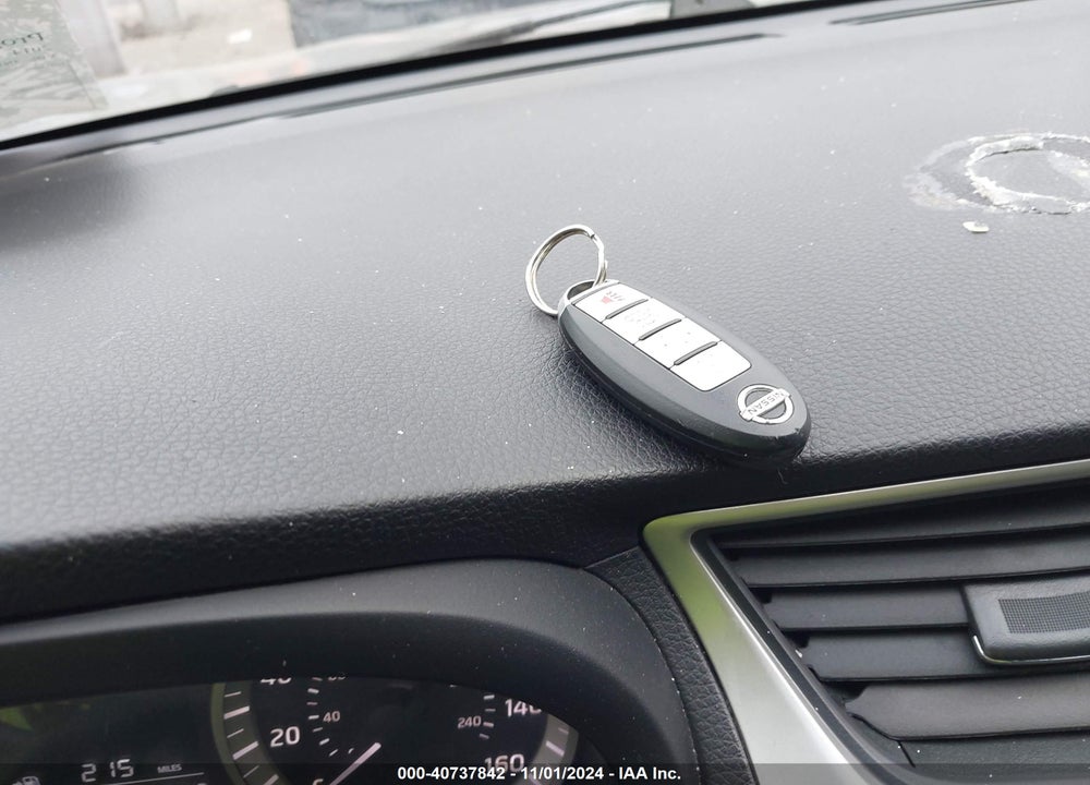 2014 NISSAN SENTRA SR VIN: 3N1AB7AP4EY289659