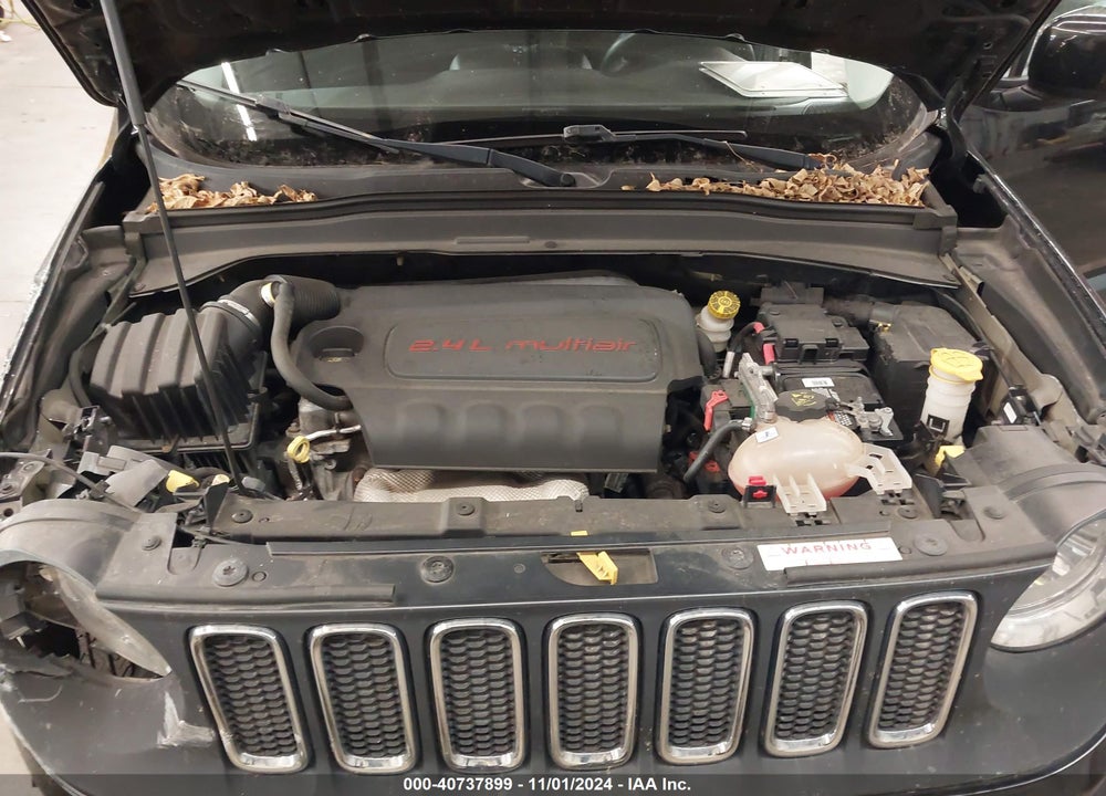 2015 JEEP RENEGADE LATITUDE VIN: ZACCJBBT0FPB64353