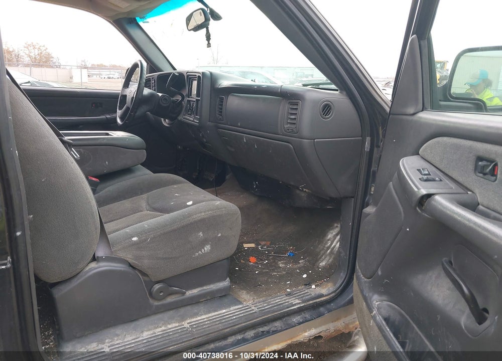 2003 CHEVROLET SILVERADO 1500 LS VIN: 2GCEK19T331260095