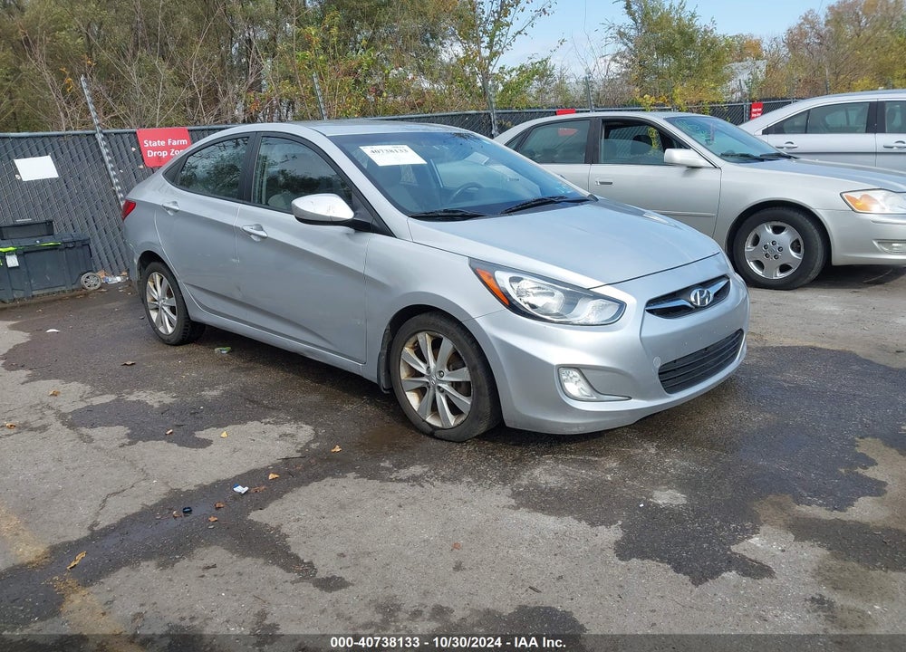 2013 HYUNDAI ACCENT GLS VIN: KMHCU4AE4DU436279