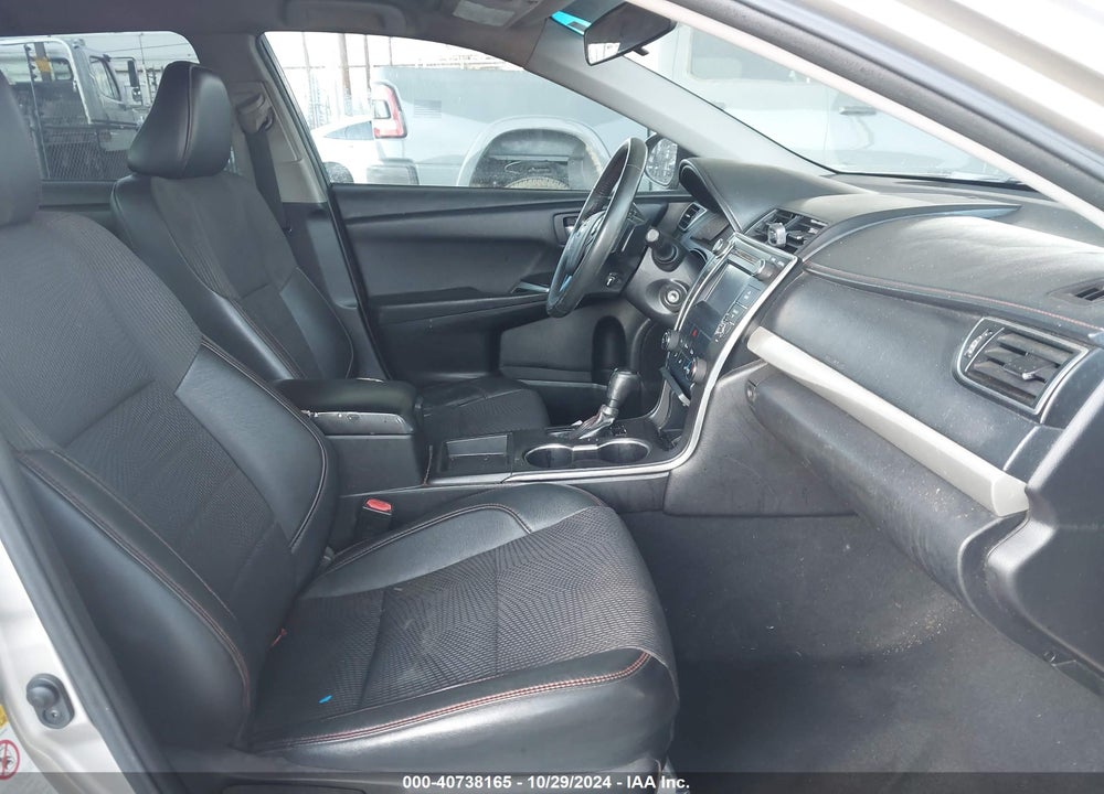 2016 TOYOTA CAMRY SE VIN: 4T1BF1FK2GU137073