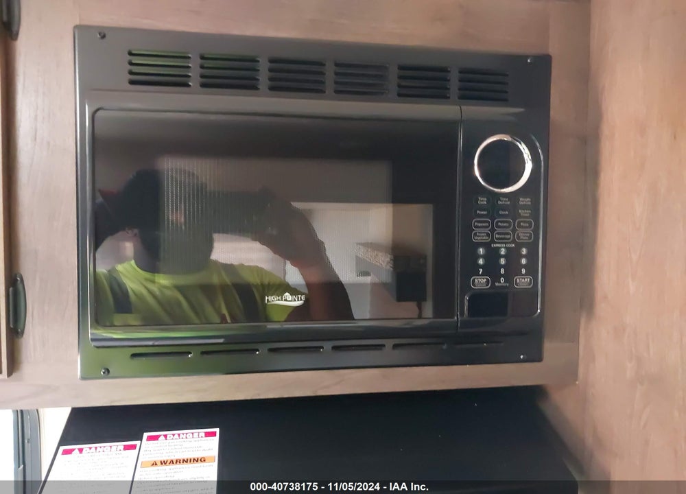 2017 KZ-RV CONNECT M-241BHK VIN: 4EZTL2524H8024212
