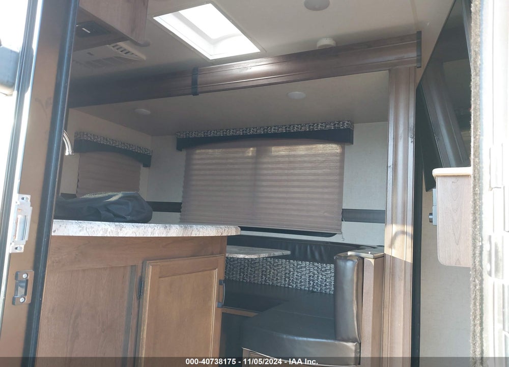 2017 KZ-RV CONNECT M-241BHK VIN: 4EZTL2524H8024212