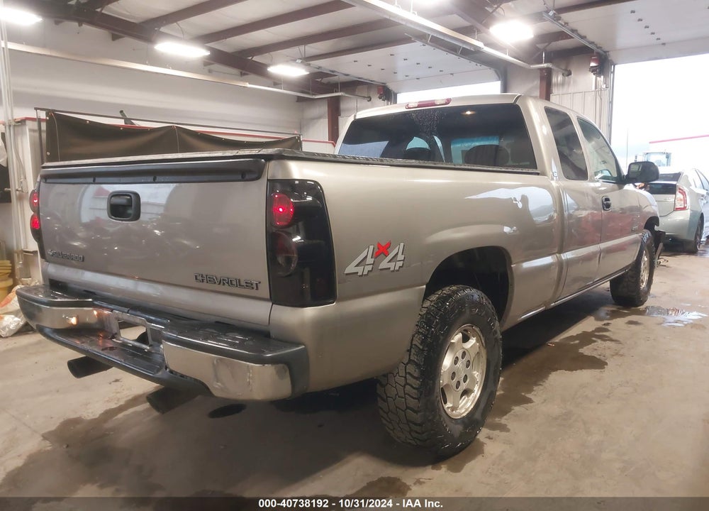 2001 CHEVROLET SILVERADO 1500 LS VIN: 2GCEK19V411302482