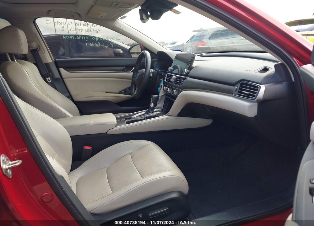 2018 HONDA ACCORD TOURING VIN: 1HGCV1F98JA139588